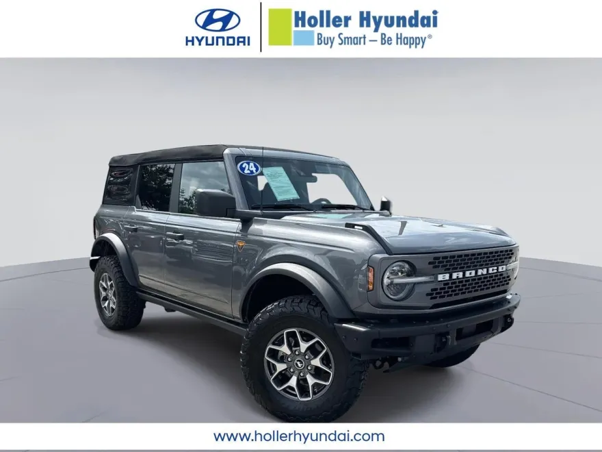 2024 Ford Bronco Badlands photo 1