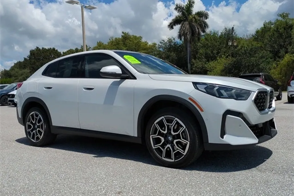 2025 Bmw X2 xDrive28i photo 1