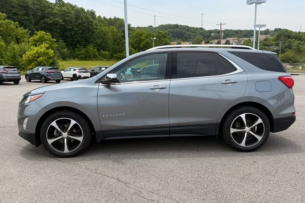 2019 Chevrolet Equinox Premier photo 1
