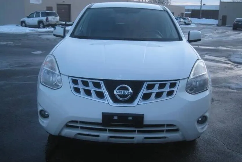 2013 Nissan Rogue SV SL photo 1
