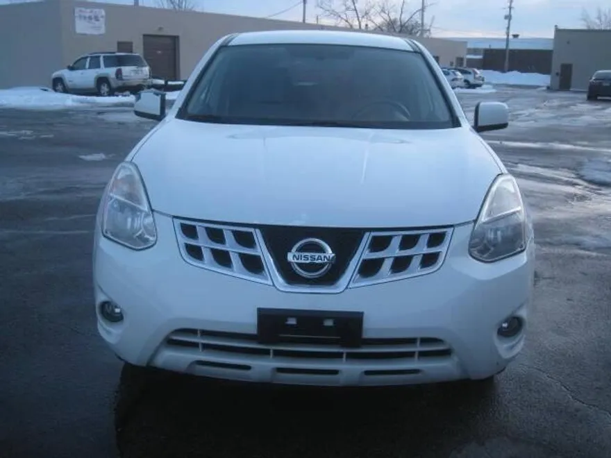 2013 Nissan Rogue SV SL photo 1