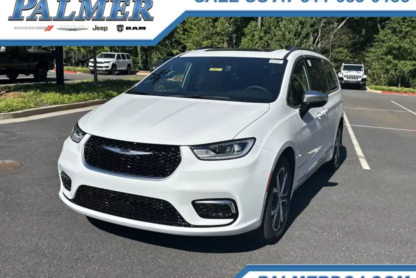 2026 Chrysler Pacifica Pinnacle photo 1