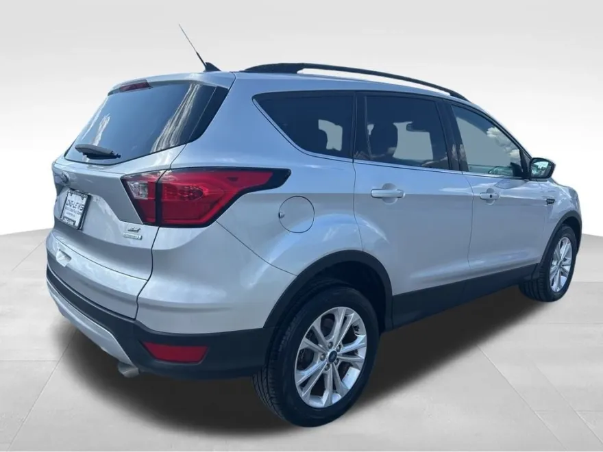 2019 Ford Escape SE photo 1
