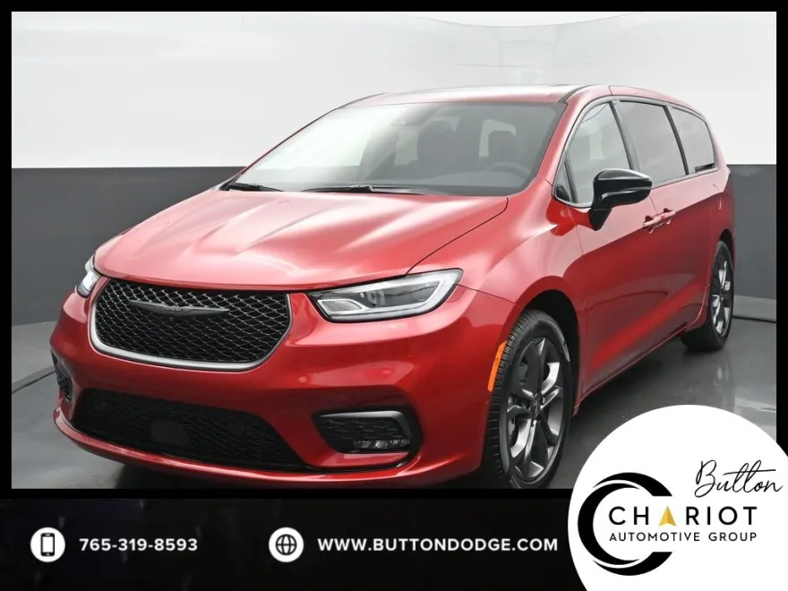 2026 Chrysler Pacifica photo 1