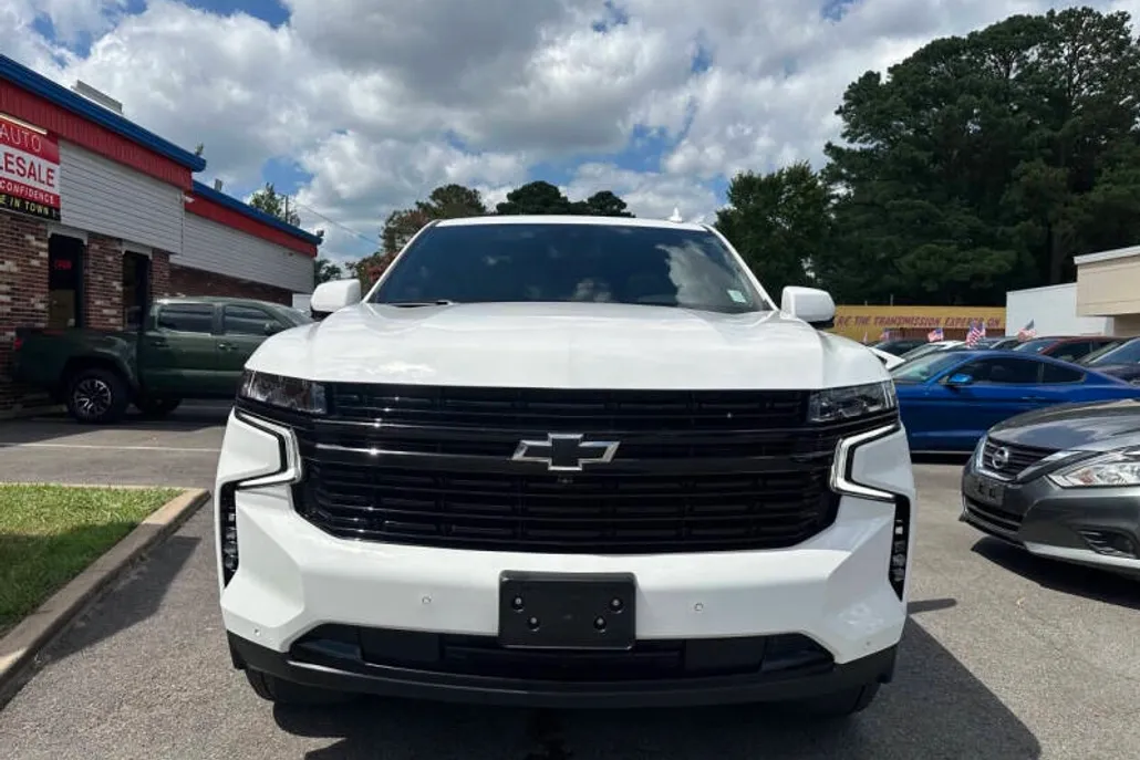 2023 Chevrolet Tahoe RST photo 1