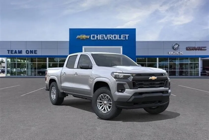 2026 Chevrolet Colorado LT photo 1