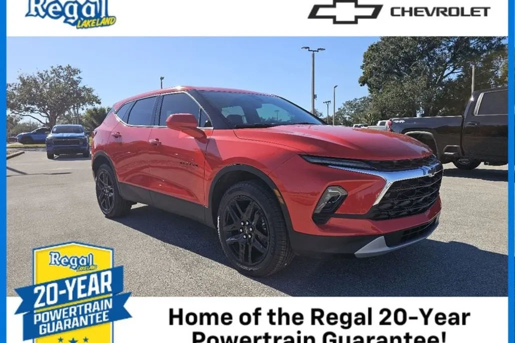 2025 Chevrolet Blazer 2LT photo 1