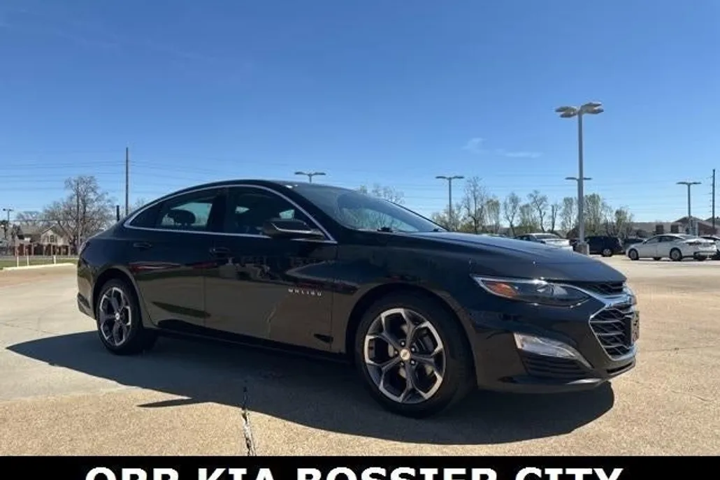 2022 Chevrolet Malibu 1LT photo 1