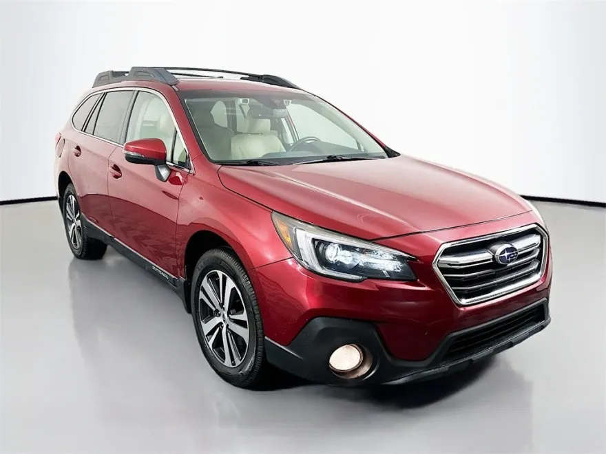 2018 Subaru Outback 3.6R Limited photo 1