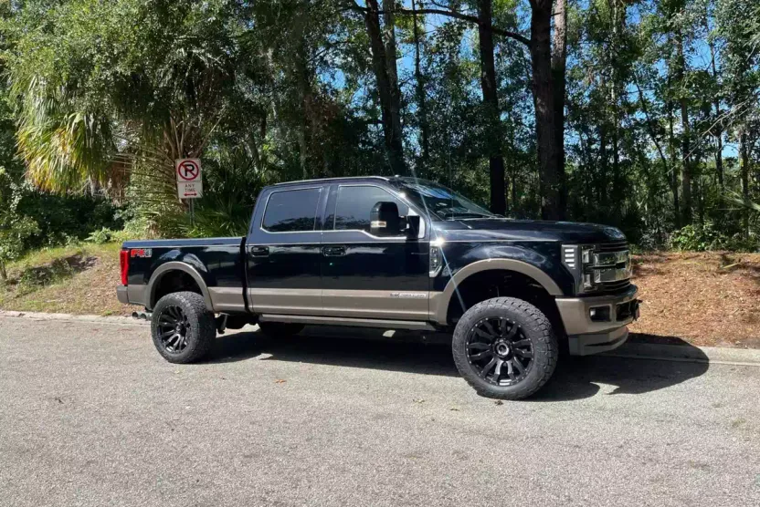 2017 Ford F-250 photo 1