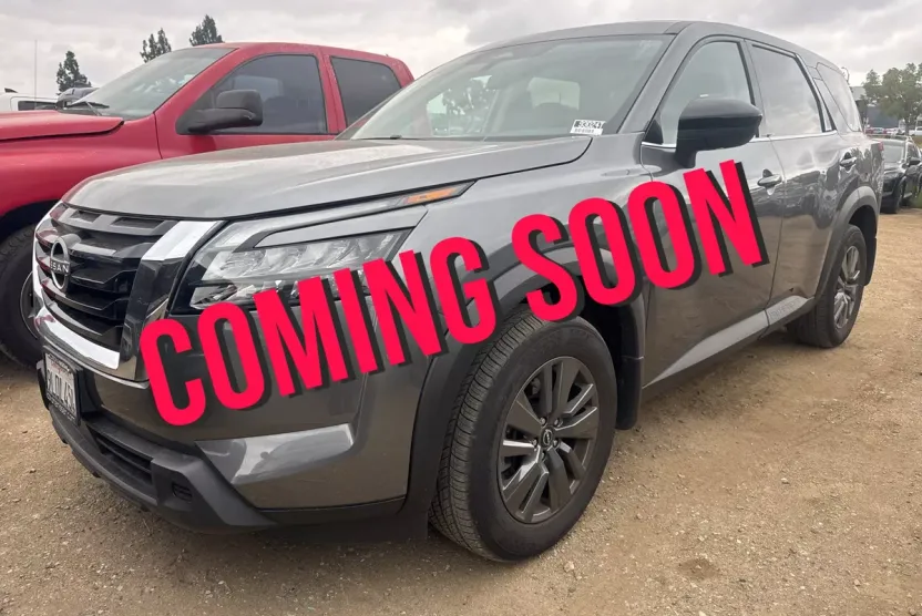 2024 Nissan Pathfinder S photo 1