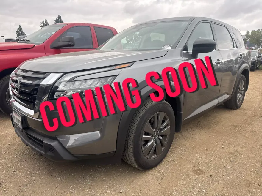 2024 Nissan Pathfinder S photo 1
