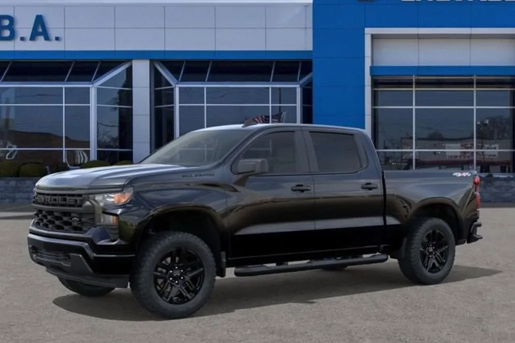 2026 Chevrolet Silverado 1500 Custom photo 1