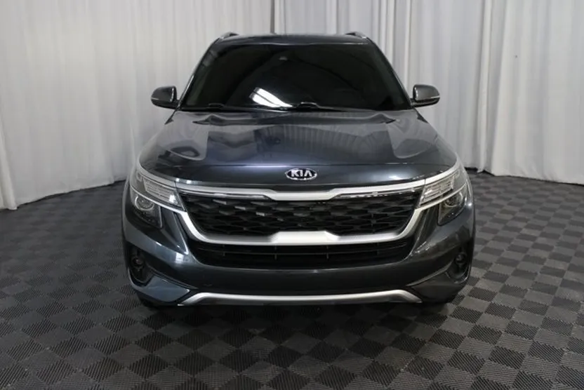 2021 Kia Seltos S photo 1