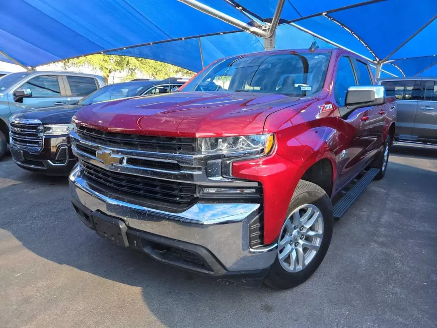 2021 Chevrolet Silverado 1500 LT photo 1