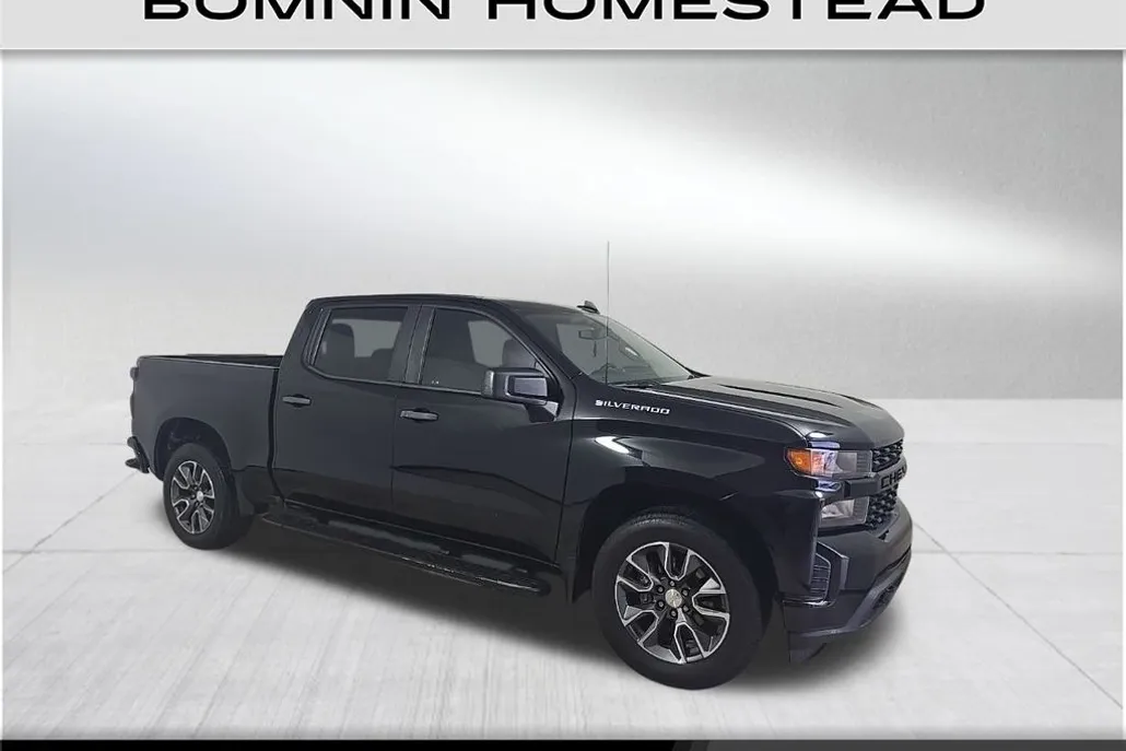 2019 Chevrolet Silverado 1500 Custom photo 1