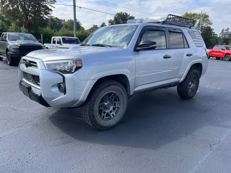 2020 Toyota 4Runner Base photo 1