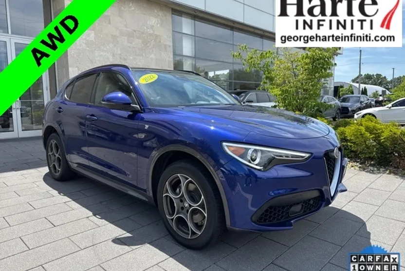 2022 Alfa Romeo Stelvio Ti photo 1