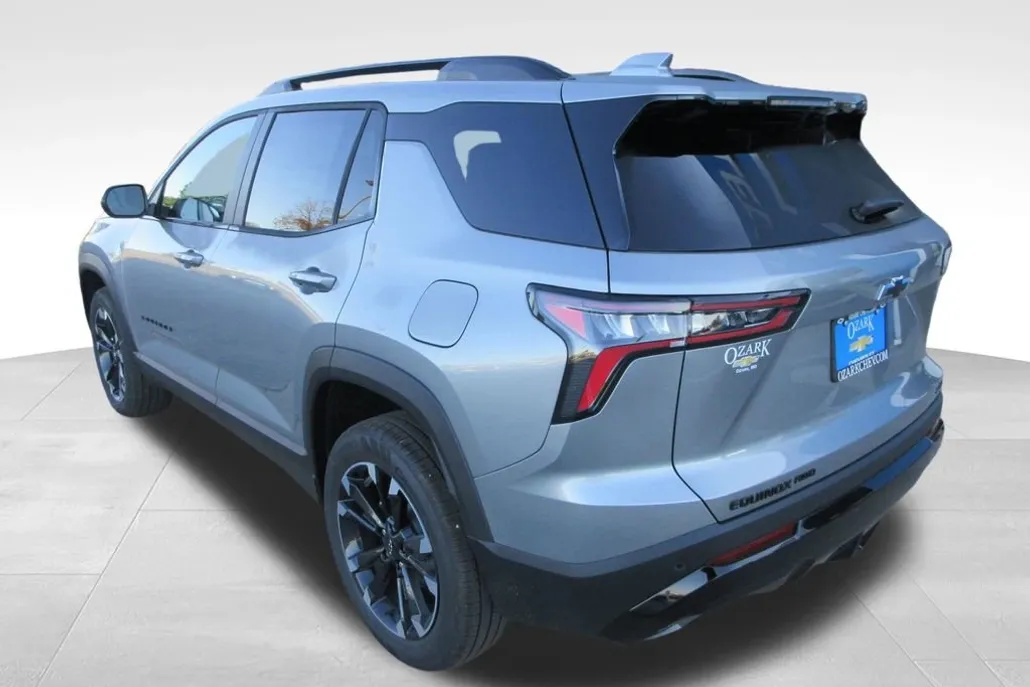 2026 Chevrolet Equinox RS photo 1