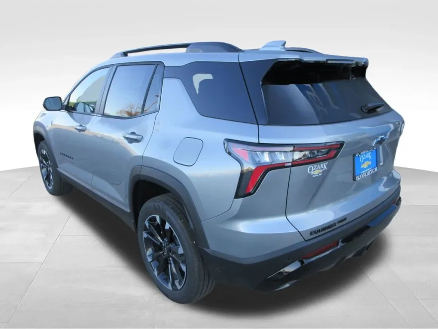 2026 Chevrolet Equinox RS photo 1
