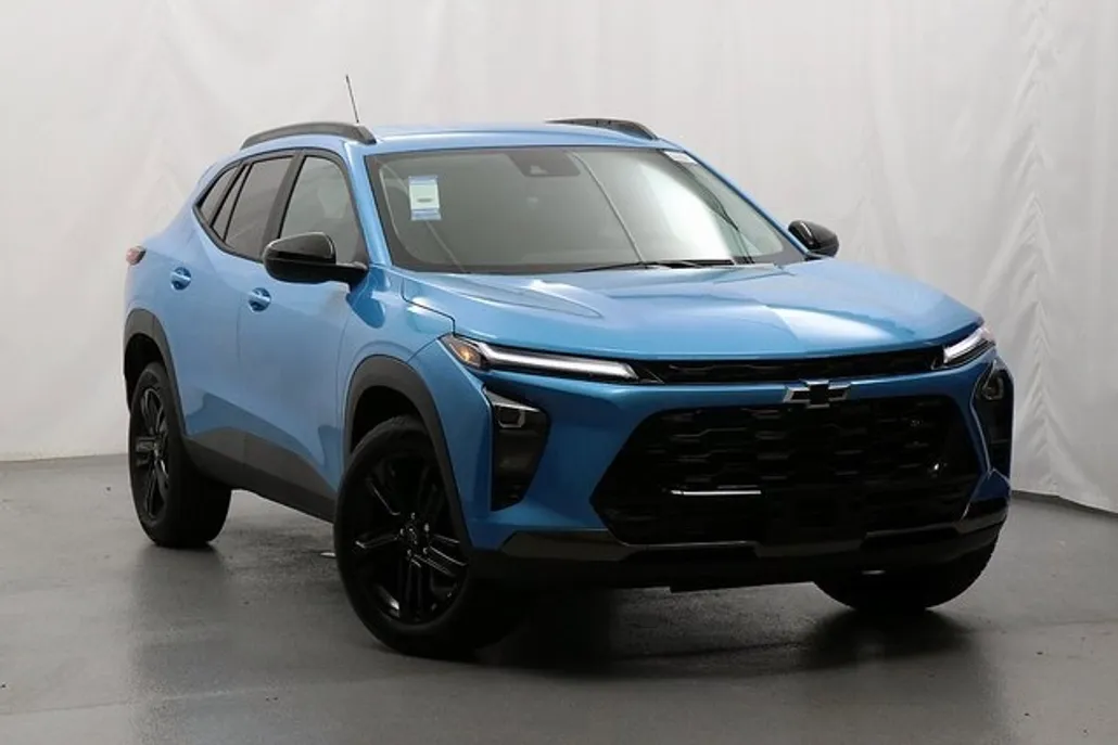 2025 Chevrolet Trax ACTIV photo 1