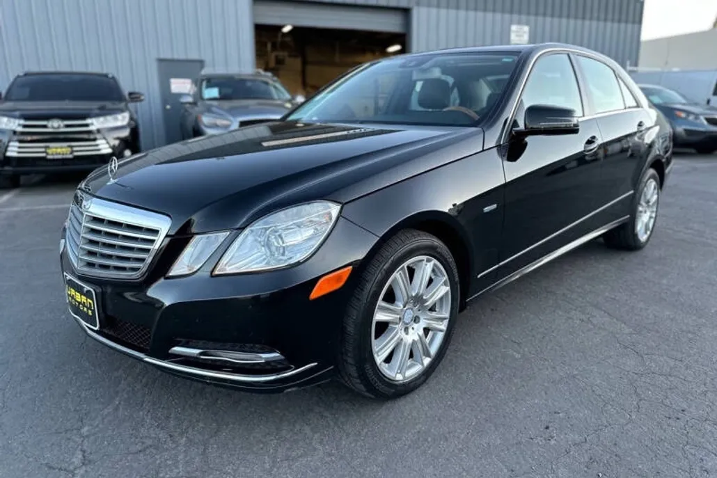 2012 Mercedes Benz E 350 Sport photo 1