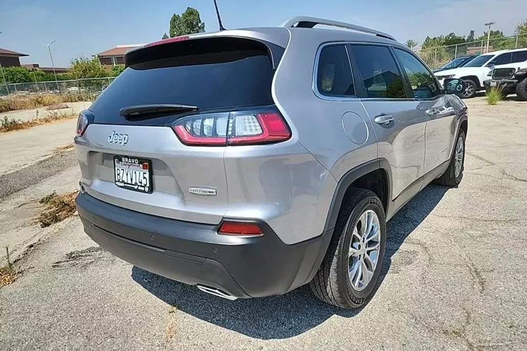 2021 Jeep Cherokee Latitude Lux photo 1