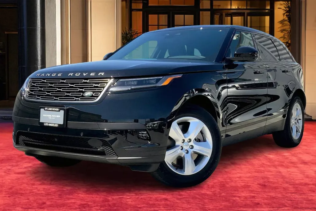 2026 Land Rover Range Rover Velar P250 S photo 1