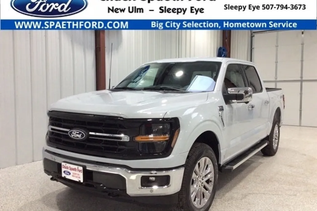 2025 Ford F-150 XLT photo 1