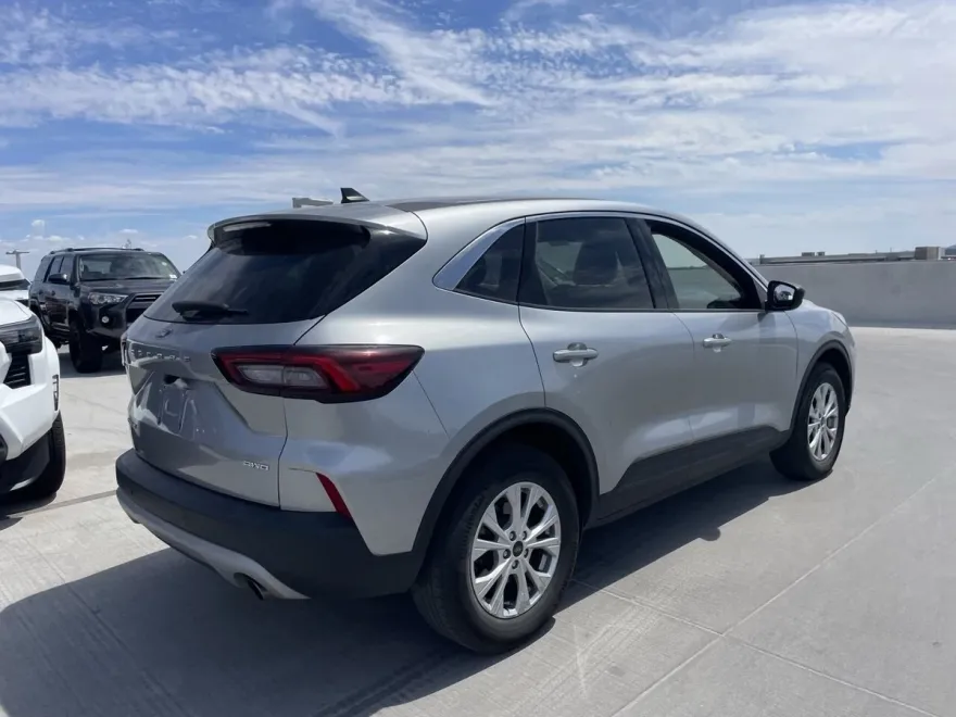 2024 Ford Escape Active photo 1