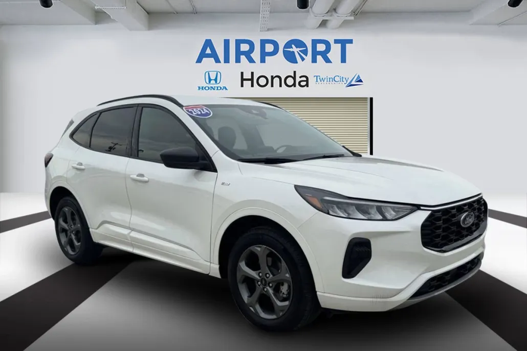 2024 Ford Escape ST-Line photo 1
