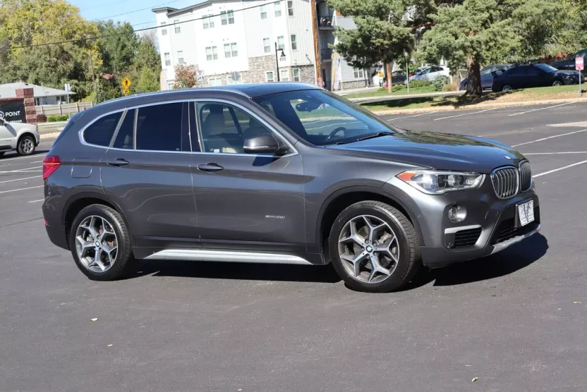 2017 Bmw X1 XDrive28i photo 1