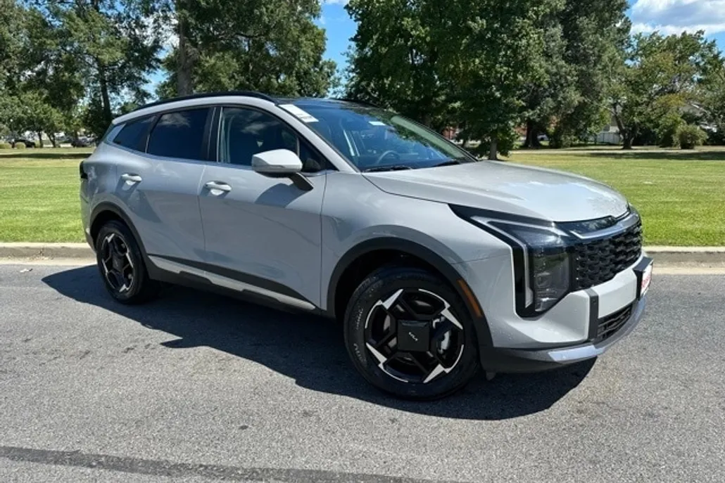 2026 Kia Sportage EX photo 1