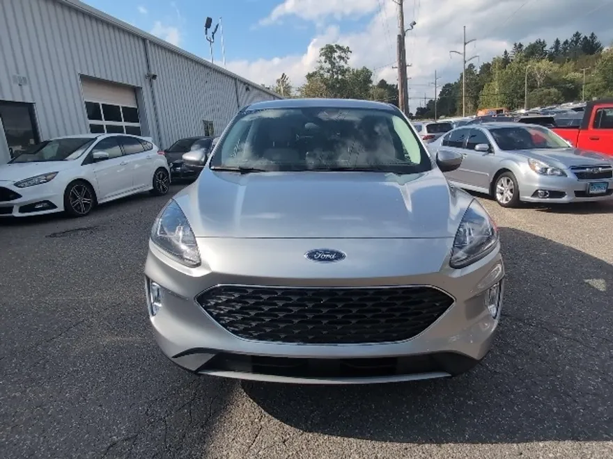 2022 Ford Escape Hybrid SEL photo 1