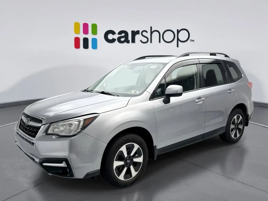 2017 Subaru Forester Premium photo 1