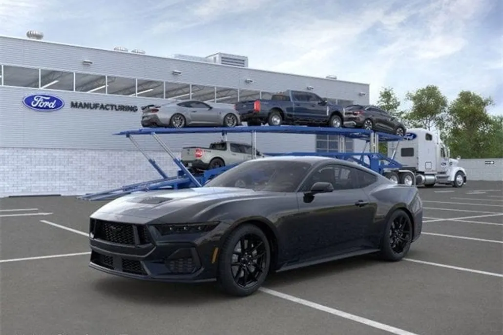 2025 Ford Mustang GT Premium photo 1
