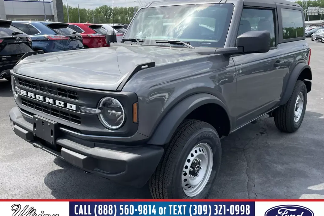 2025 Ford Bronco Base photo 1