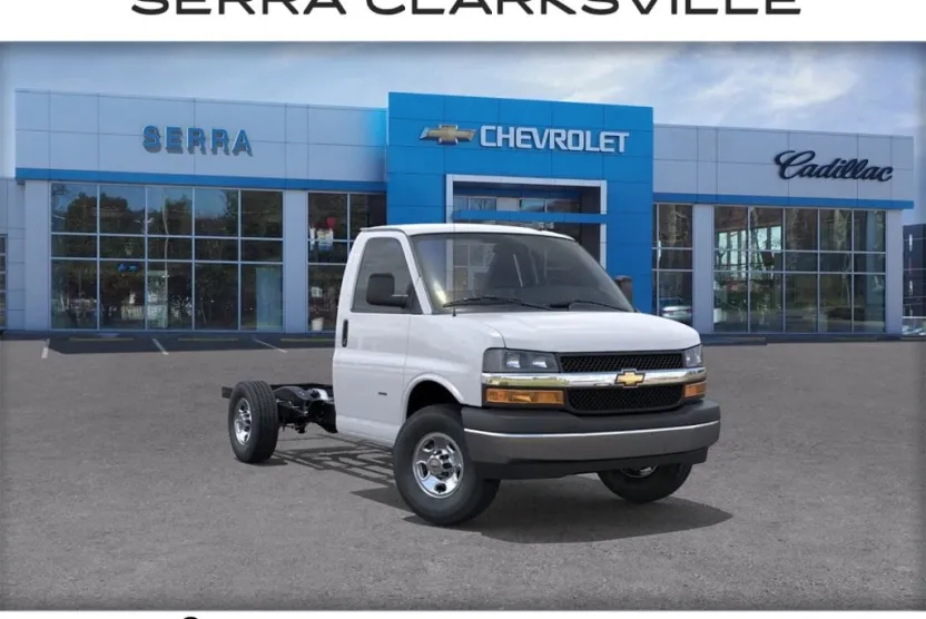 2025 Chevrolet Express Cutaway 3500 Work Van photo 1