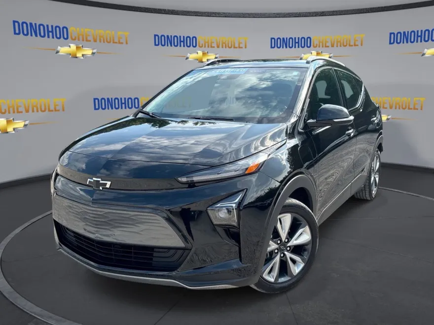 2023 Chevrolet Bolt EUV photo 1