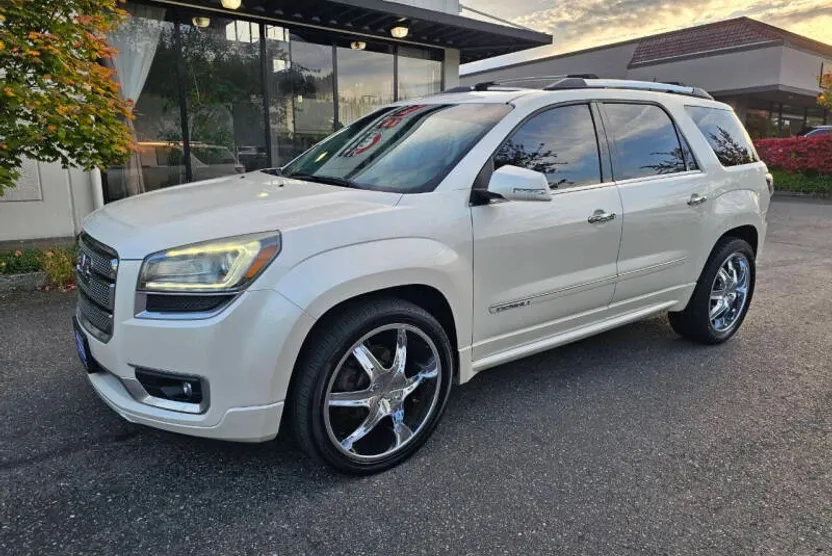 2013 Gmc Acadia Denali photo 1