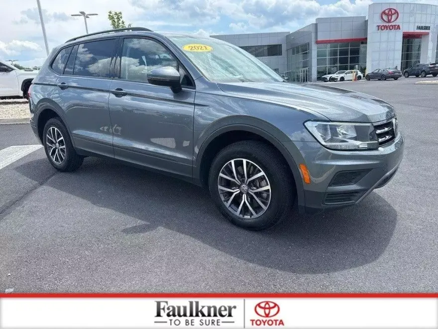 2021 Volkswagen Tiguan S photo 1