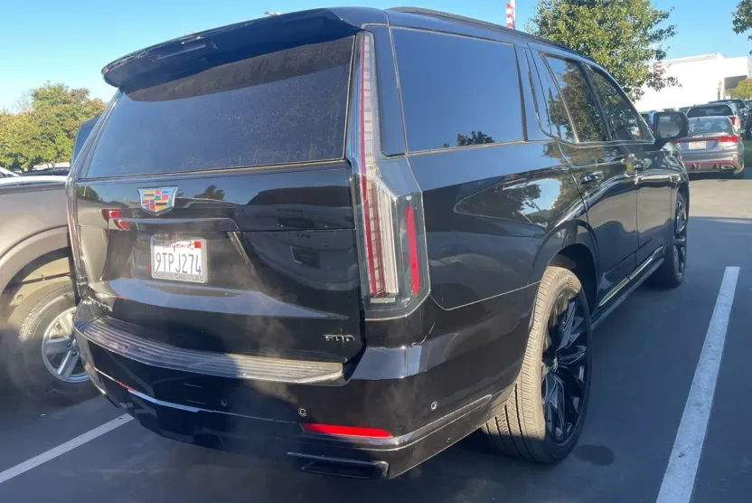 2025 Cadillac Escalade Sport Platinum photo 1