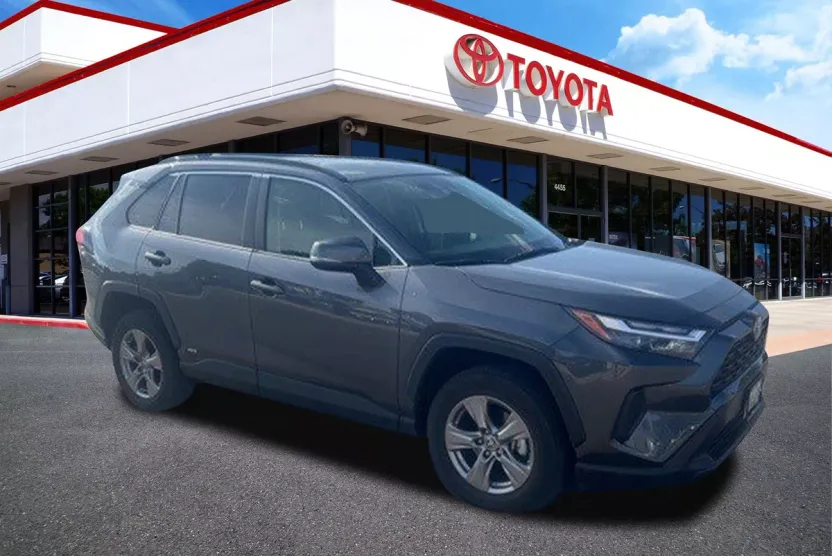2022 Toyota RAV4 Hybrid XLE photo 1