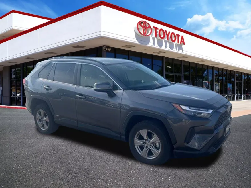 2022 Toyota RAV4 Hybrid XLE photo 1