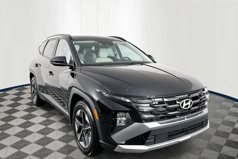 2025 Hyundai Tucson SEL photo 1
