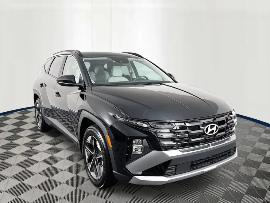 2025 Hyundai Tucson SEL photo 1