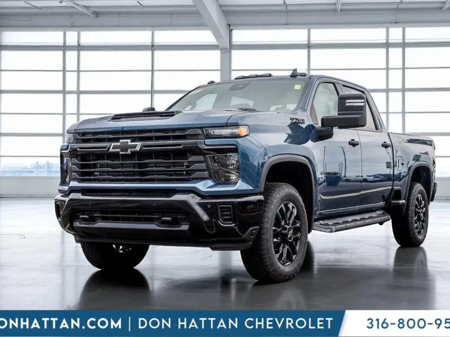 2025 Chevrolet Silverado 2500HD Custom photo 1