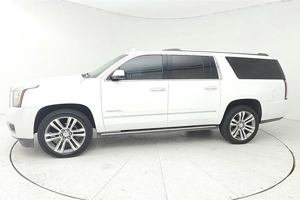 2018 Gmc Yukon XL Denali photo 1