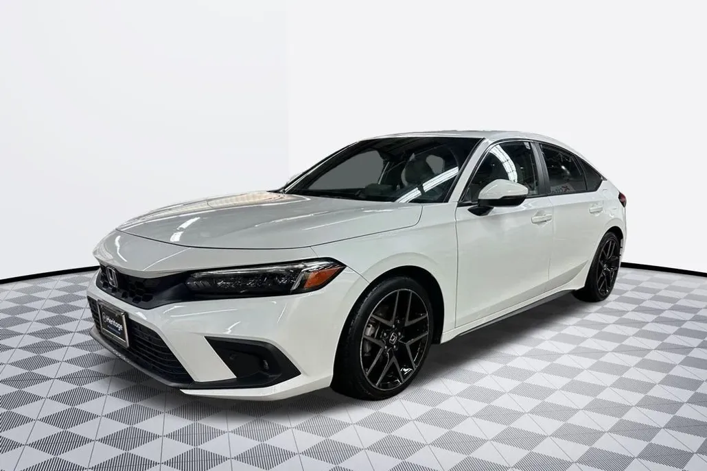 2022 Honda Civic Sport Touring Hatchback photo 1