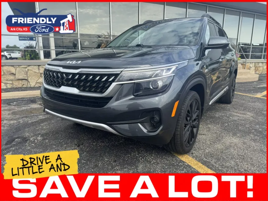 2023 Kia Seltos Nightfall Edition photo 1